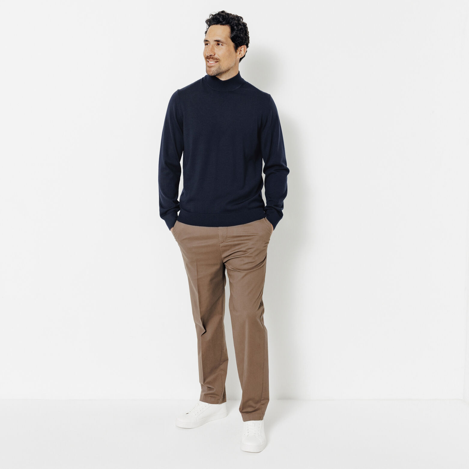 Pull col chemin&eacute;e m&eacute;rinos