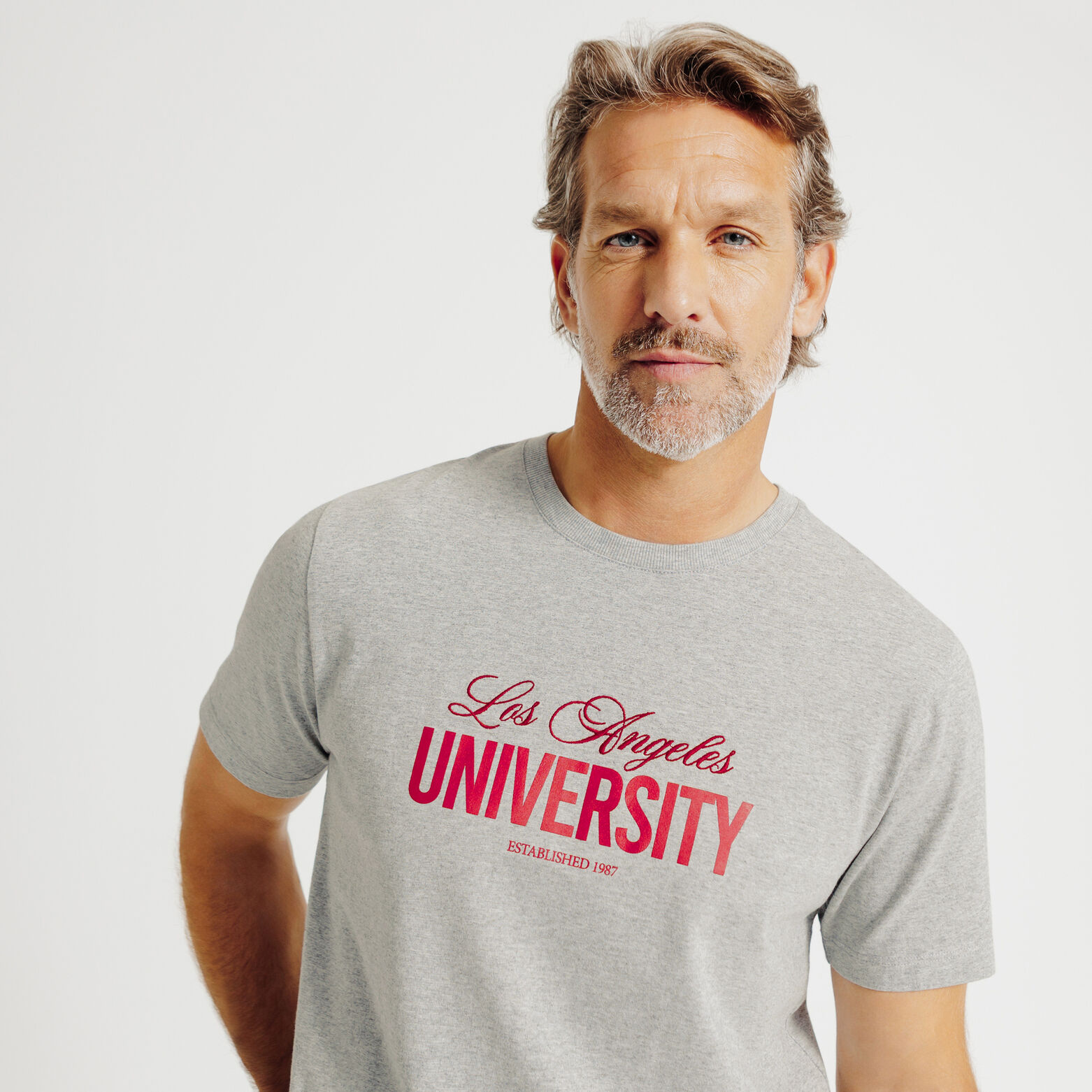 Tee shirt en coton broderie devant