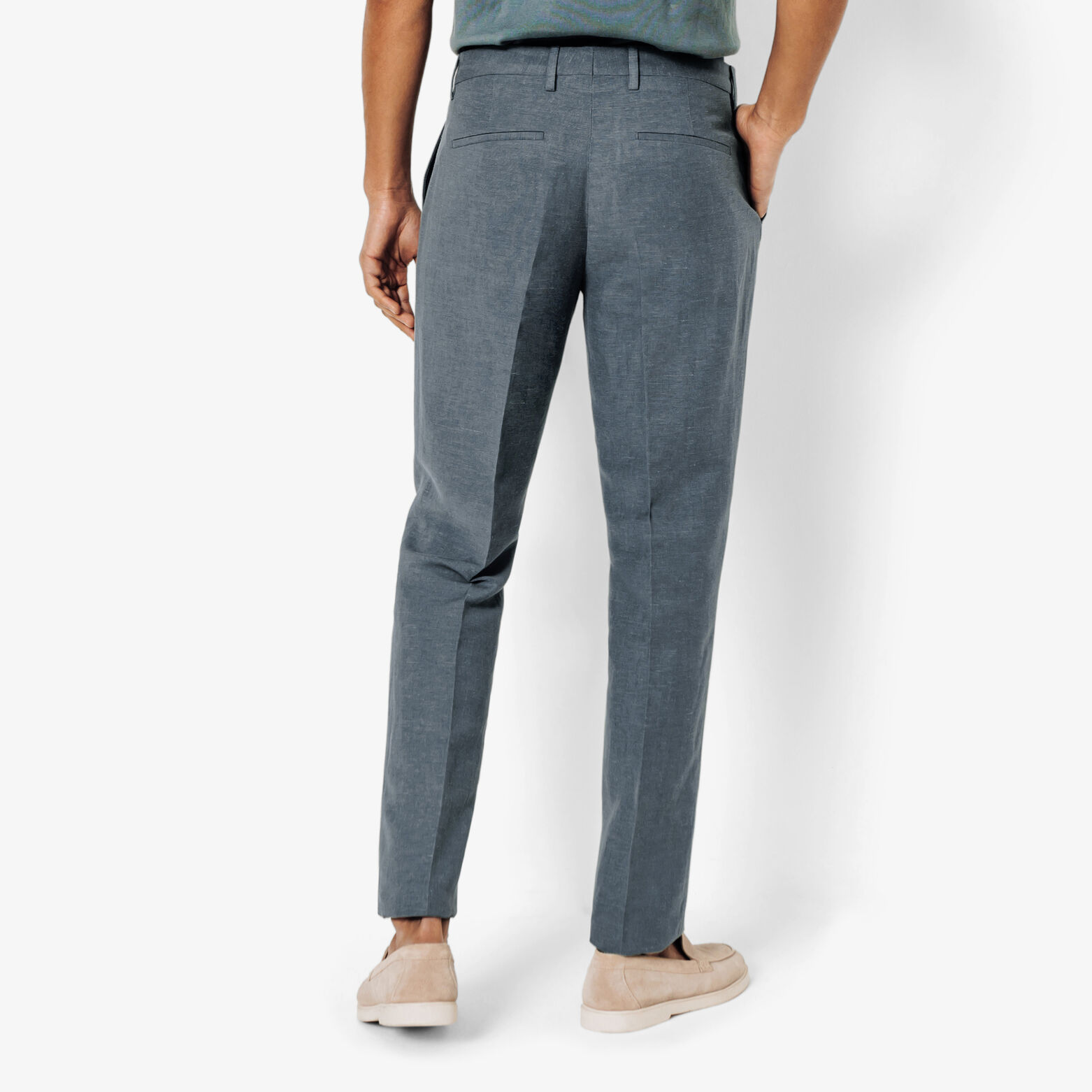 Pantalon de costume contenant du lin