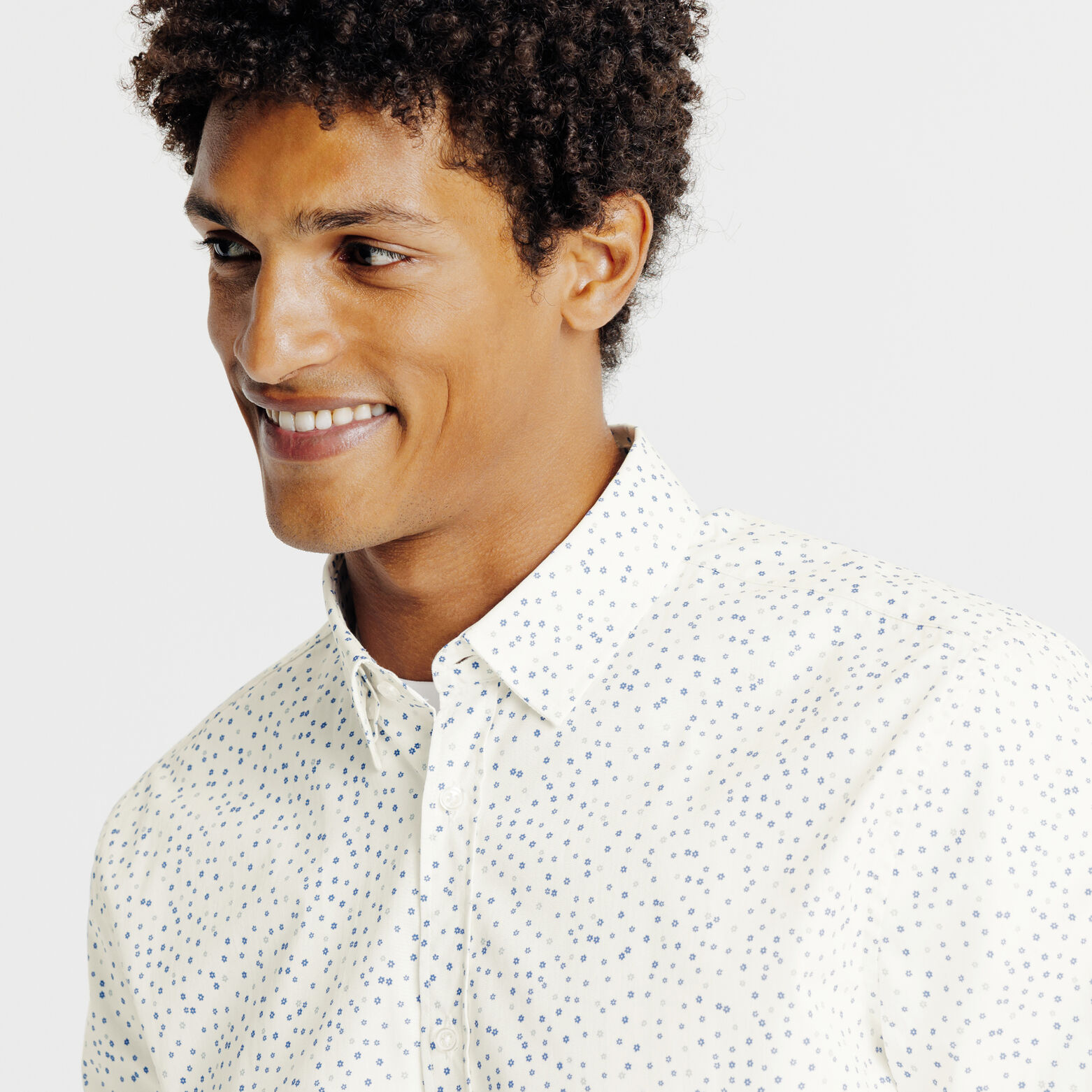 Chemise en coton imprim&eacute; floral slim