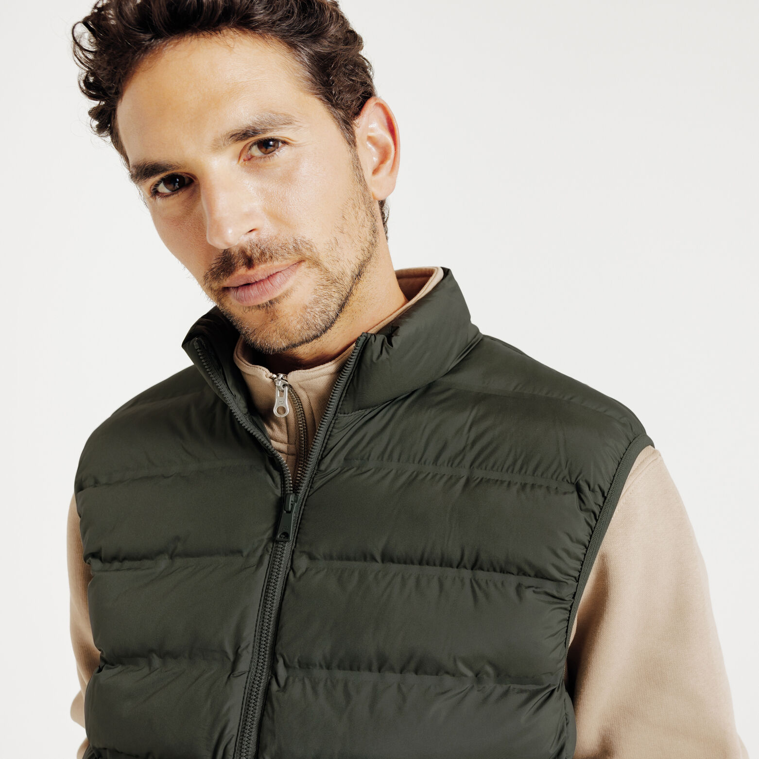 Doudoune l&eacute;g&egrave;re sans manche