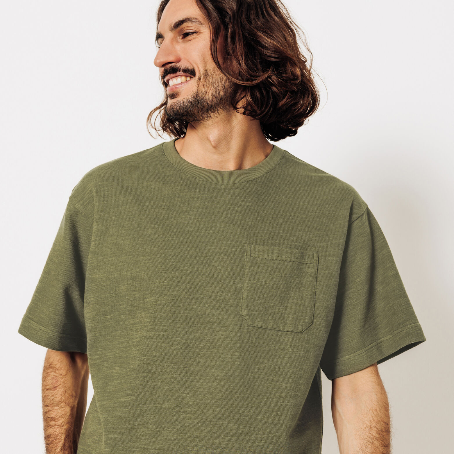 Tee shirt mati&egrave;re &eacute;ponge col rond