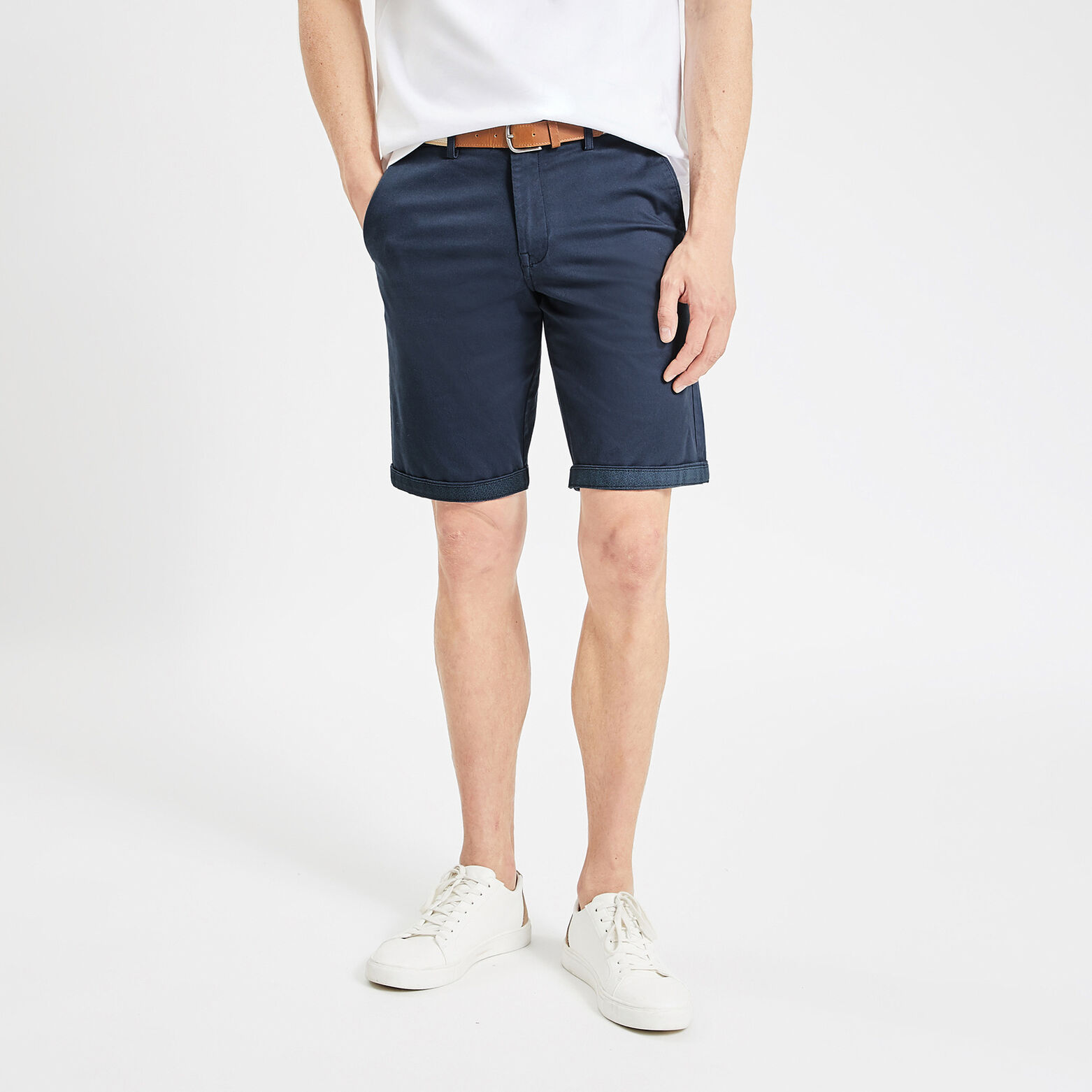 Bermuda chino uni avec ceinture