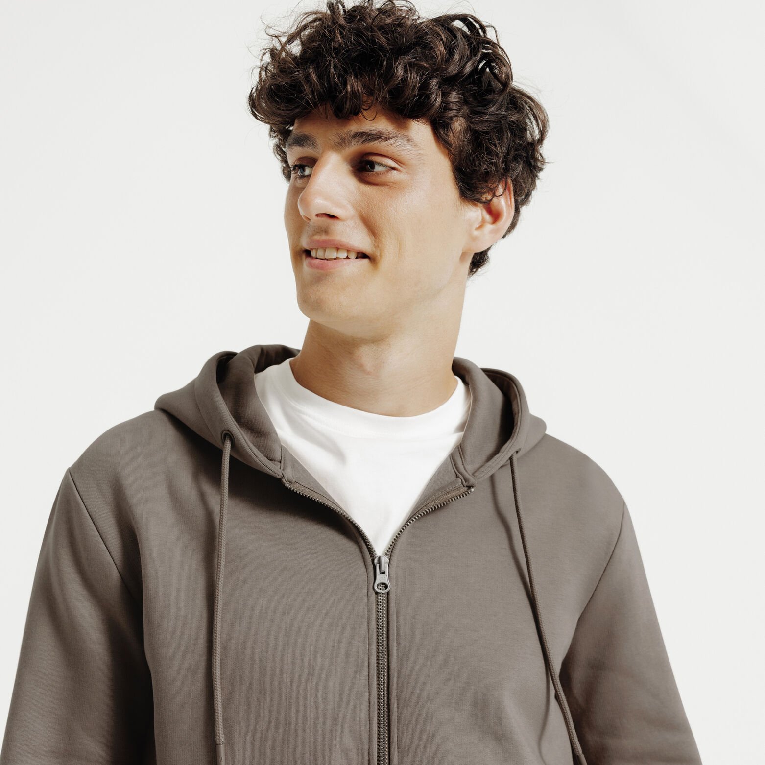 Sweat &agrave; capuche zipp&eacute;