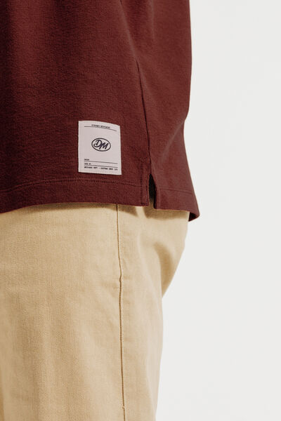 Tee shirt mati&egrave;re fantaisie