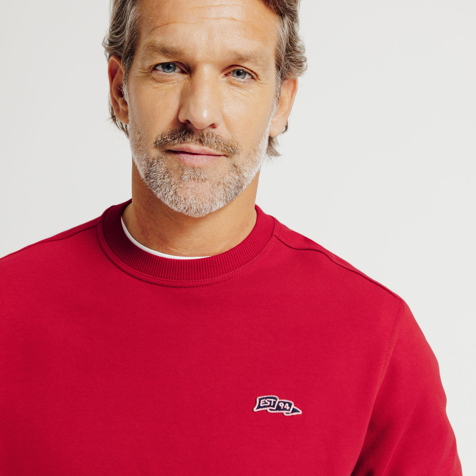 Sweater ronde hals, afgewassen effect patch