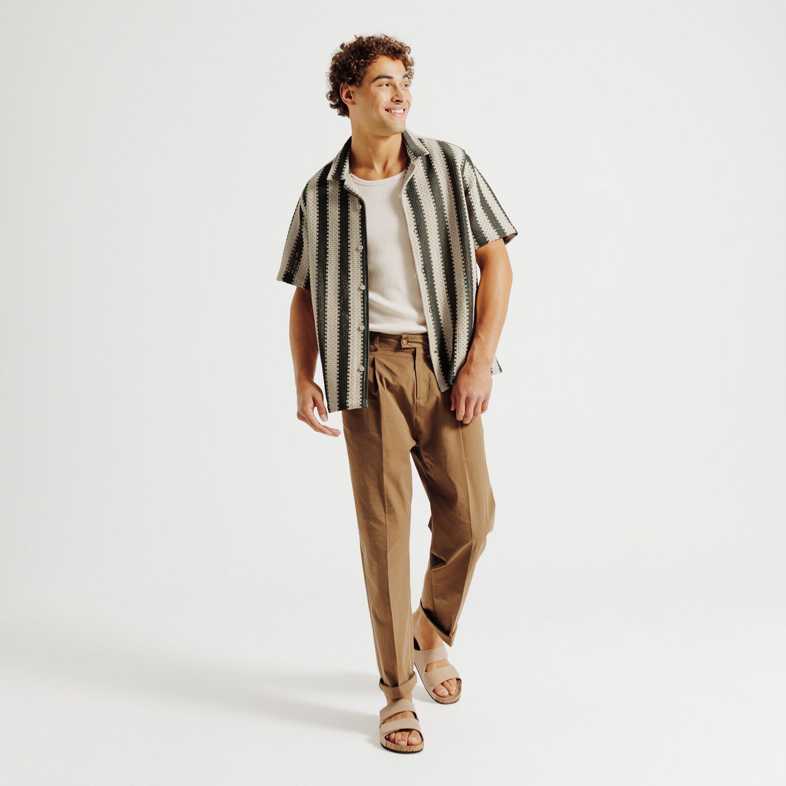 Chemisette en crochet col requin