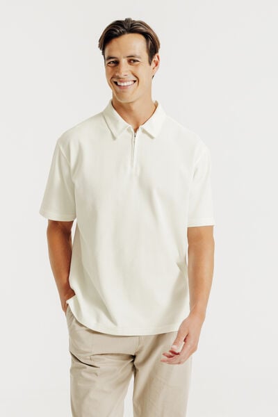 Polo manches courtes col zipp&eacute;