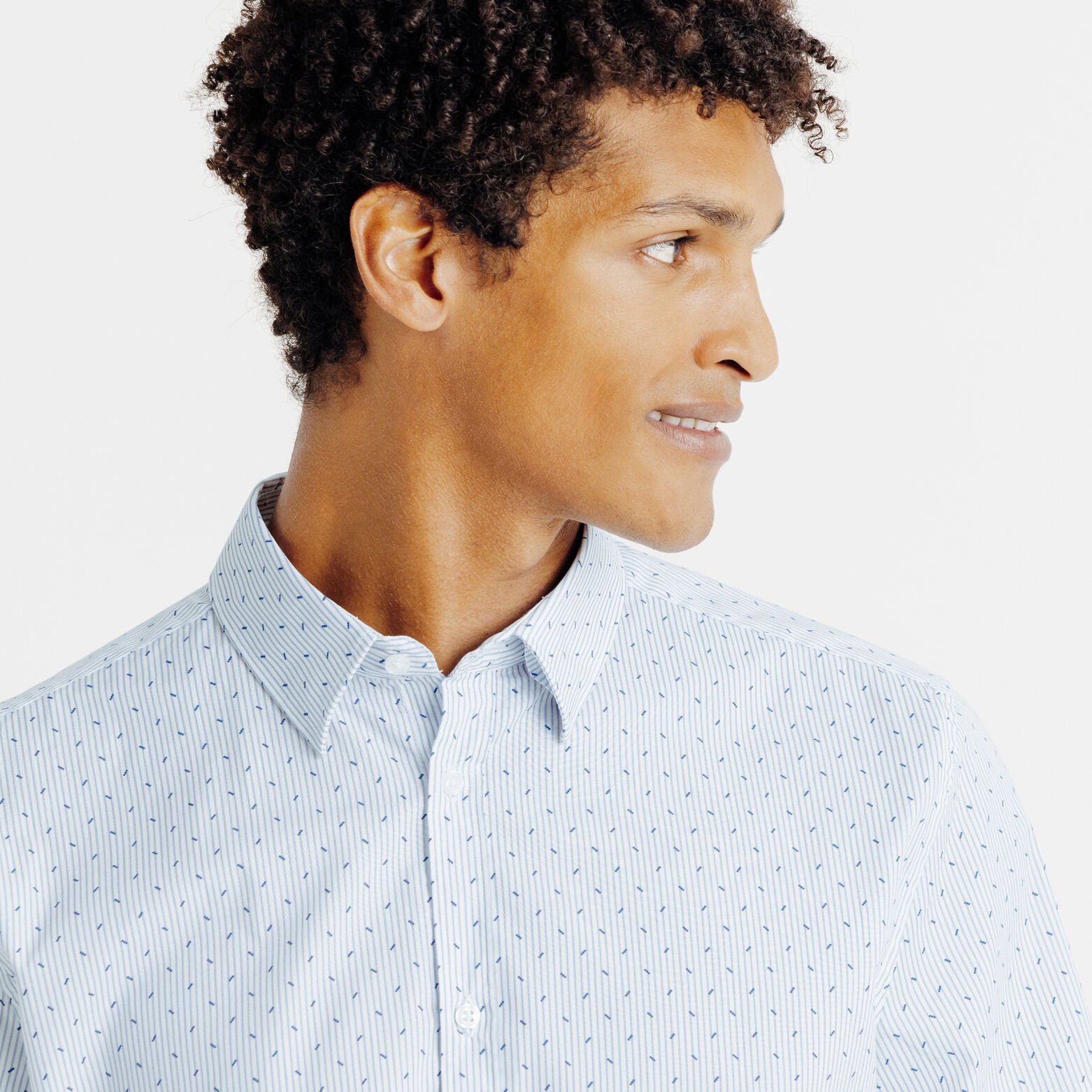 Chemise en coton imprim&eacute; g&eacute;om&eacute;trique slim