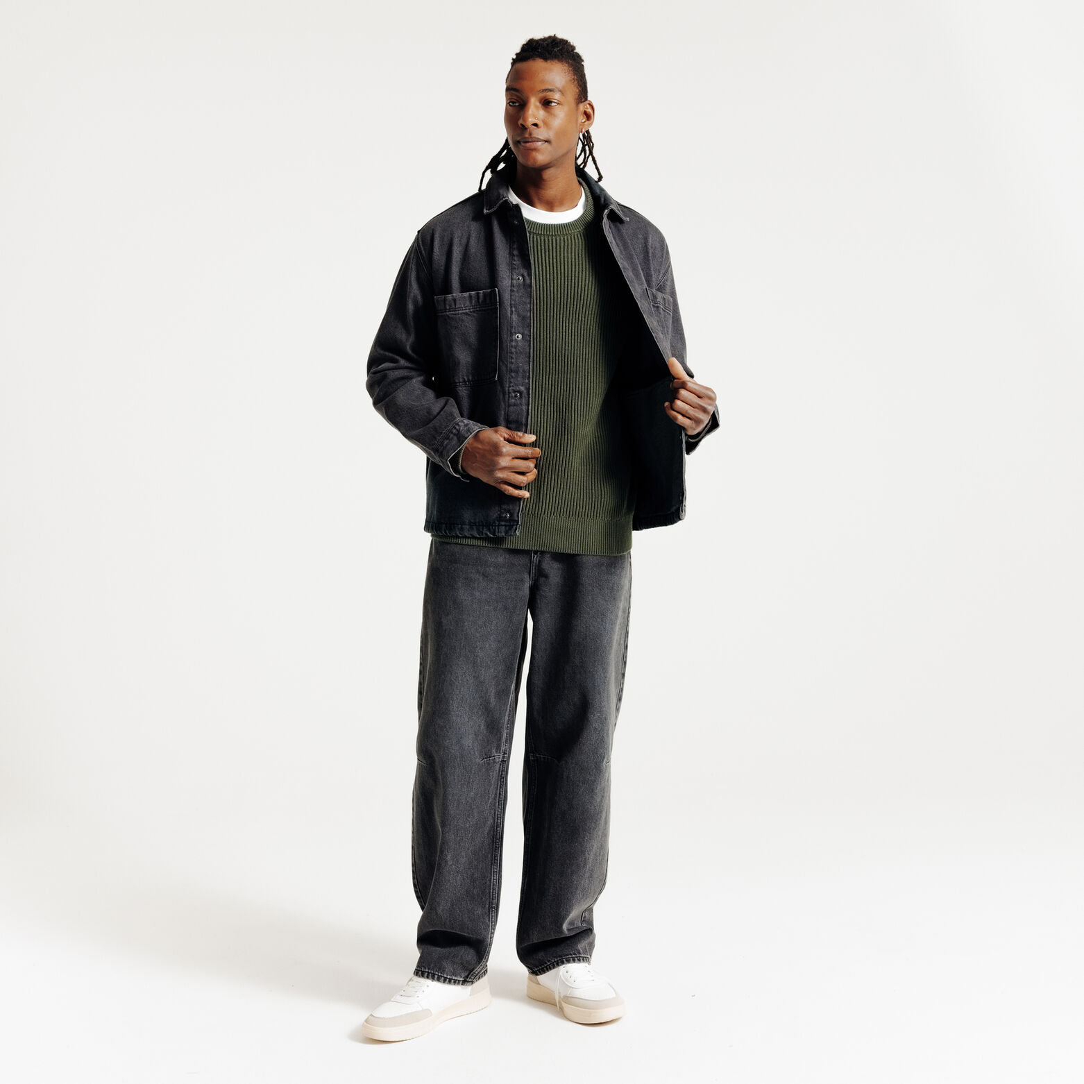 Pull col rond patch &eacute;paules