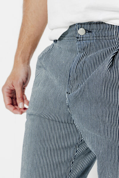 Loose jeans met plooien