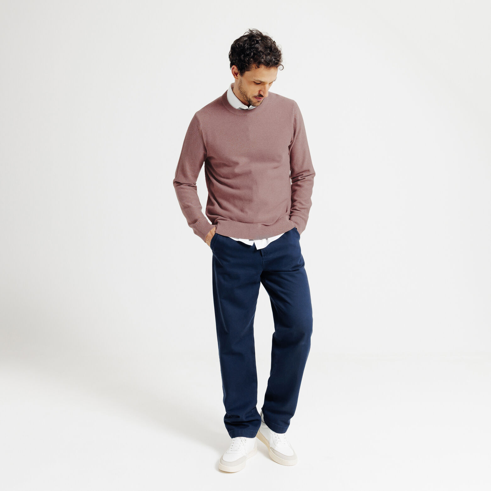 Pull col rond jeux de points fantaisie