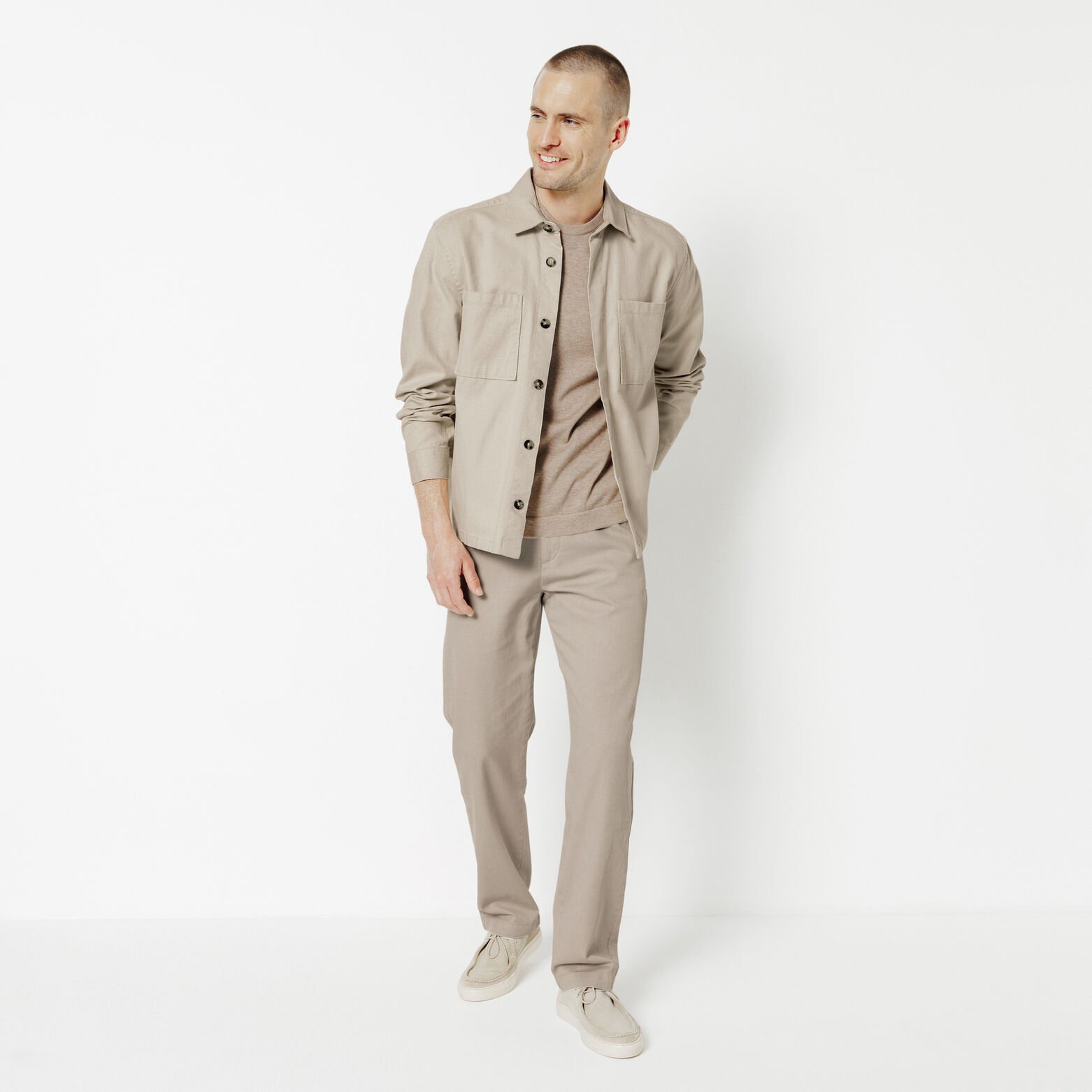 Loose fit chinobroek in katoen en linnen