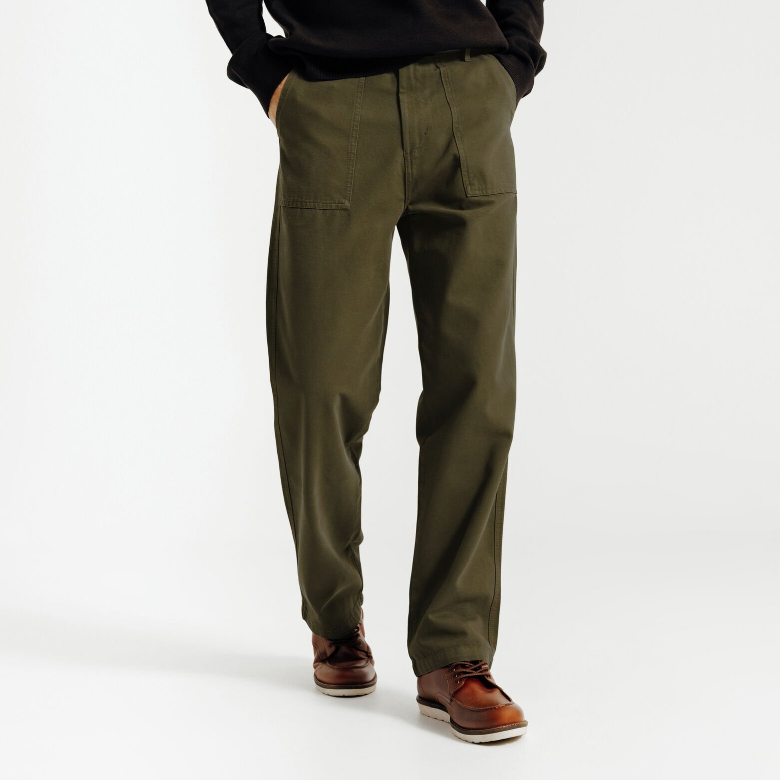 Pantalon baggy d&eacute;tail charpentier