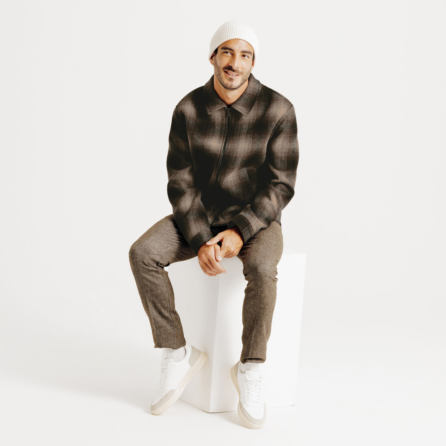 Jack met hemdskraag en rits