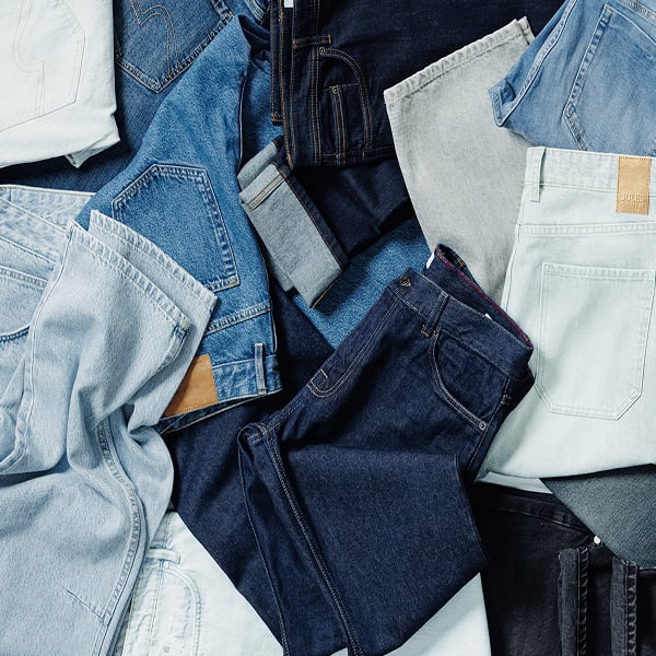 Reparatie van jeans in een Jules-winkel